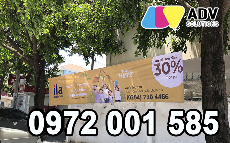 treo băng rôn ngang trung tâm anh ngữ ila