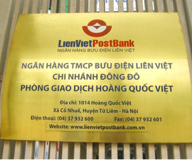 Biển inox ăn mòn rất được ưa chuộng nhờ tính thẩm mỹ cao
