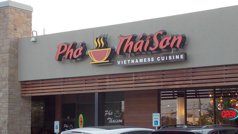 Mẫu bảng hiệu quán ăn Phở Thái Sơn