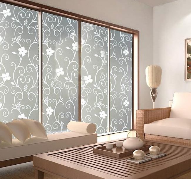 Các mẫu decal kính nếu được thiết kế phù hợp sẽ mang đến một không gian sang trọng