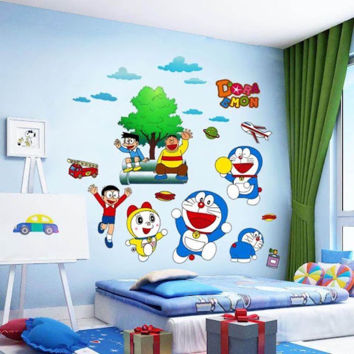 Decal PP trong nhà thường có độ bền không tốt và cần được bảo quản cẩn thận