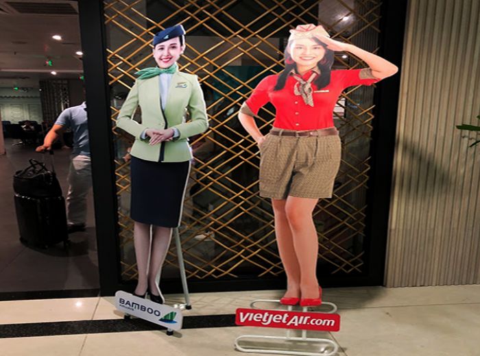 Bạn nên cân nhắc các cơ sở in ấn standee để có được sản phẩm chất lượng