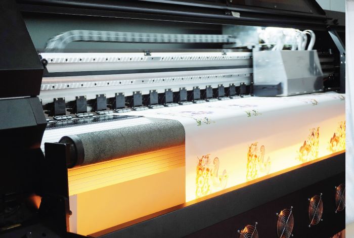 Xưởng in chuyển nhiệt, in UV, in lụa sắc nét giá rẻ 2 In Chuyển Nhiệt là gì? Các đặc tính của in chuyển nhiệt | ADV Solutions